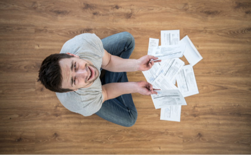 El Alza Sostenida de los Gastos Comunes: Un Fenómeno que Golpea los Bolsillos de los Chilenos